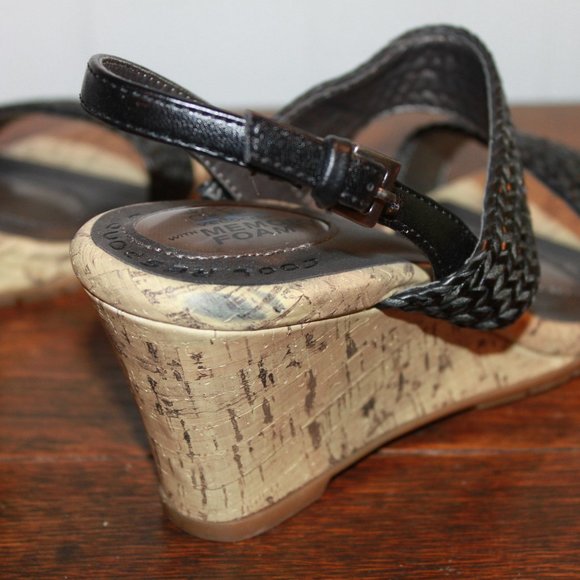 LIMITED SALE:  Life Stride Velocity with Memory Foam Wedge (Persona) Size 8.5M - Picture 4 of 7